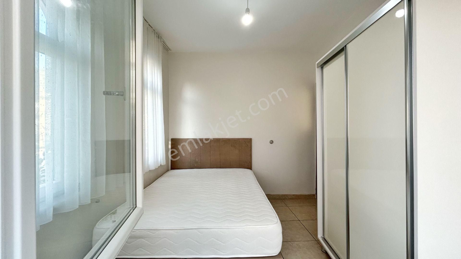 Altınoluk / Yağcılar Mevkiinde Eşyalı Ara Kat 2+1 Daire. - Görsel 12
