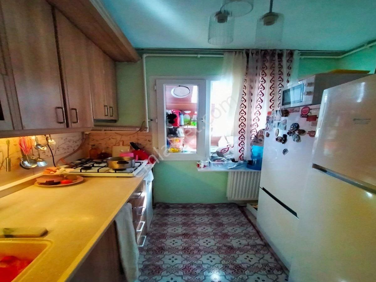 Bornova Altındağ Serintepe Mahallesi Satılık Ara Kat Daire - Görsel 8