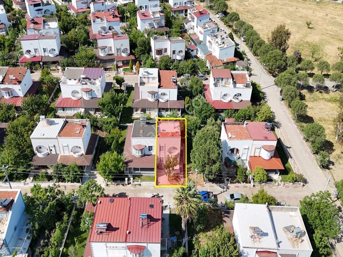 Burhaniye Ali Çetinkaya Kiralık Villa Remax İnci'den İmko Tatil Sitesinde Kiralık Müstakil Yazlık