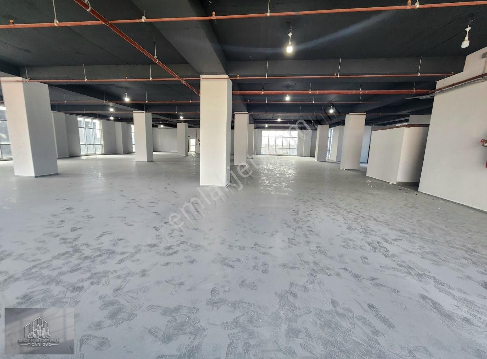 Bağcılar Mahmutbey Kiralık Fabrika Sulyapıdan 750 M2 Sıfır Kiralik Katlar