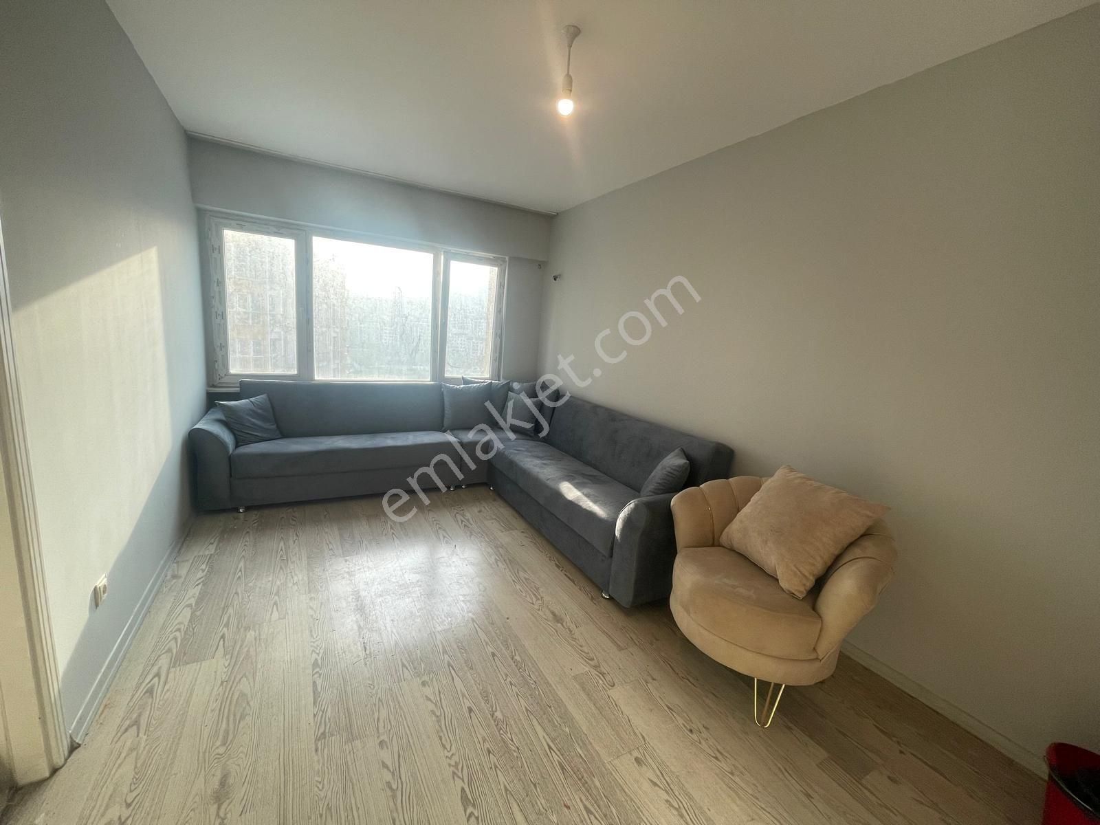 Esenyurt Akevler Satılık Daire  ESENYURT S TOWERS 1+1 EŞYALI BOŞ SATILIK DAİRE