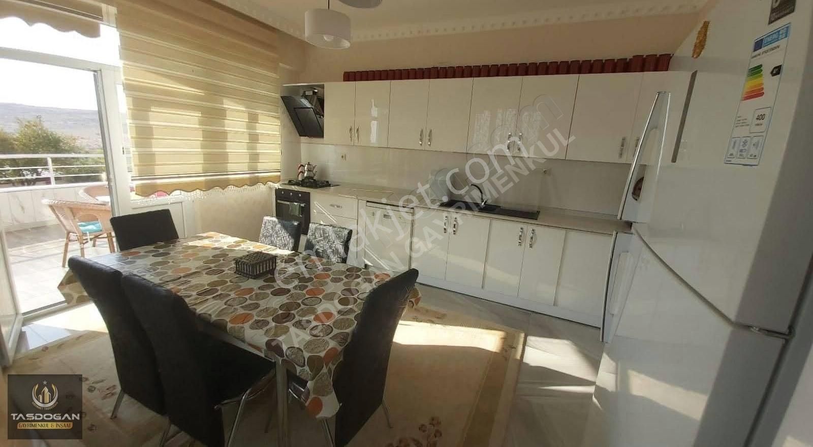 Şahinbey Gülpınar Satılık Villa TAŞDOĞAN'DAN GÜLPINARDA 3640 M2 ALANA SAHİP VİLLA