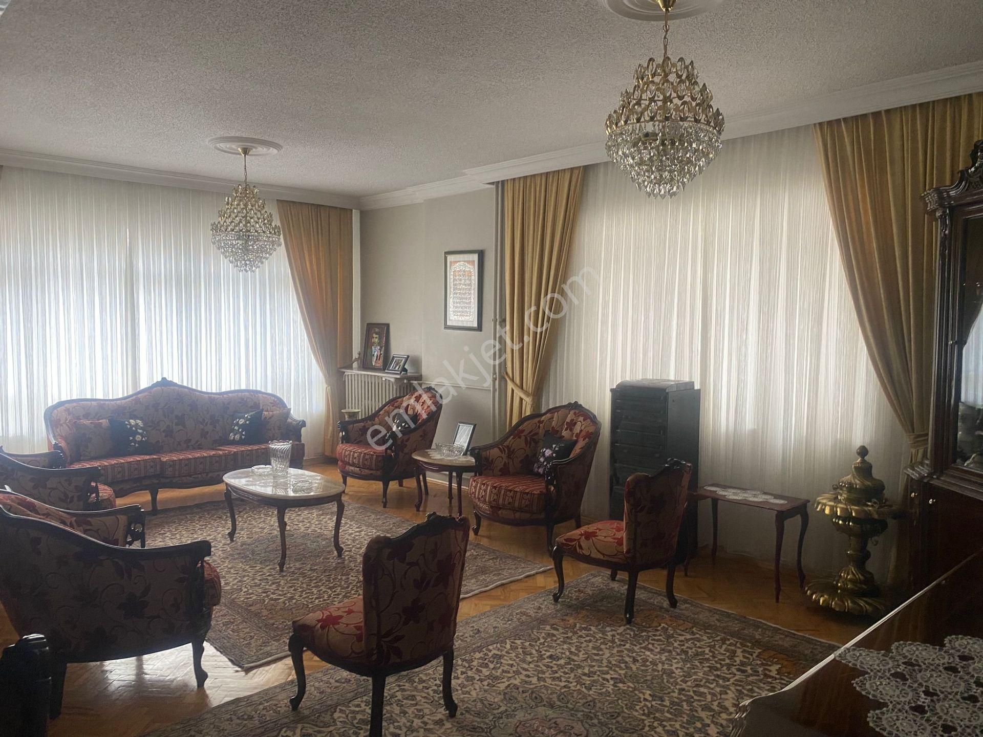 Yenimahalle Demetgül Satılık Daire  DEMETEVLER METRO YANI SATILIK DAİRE