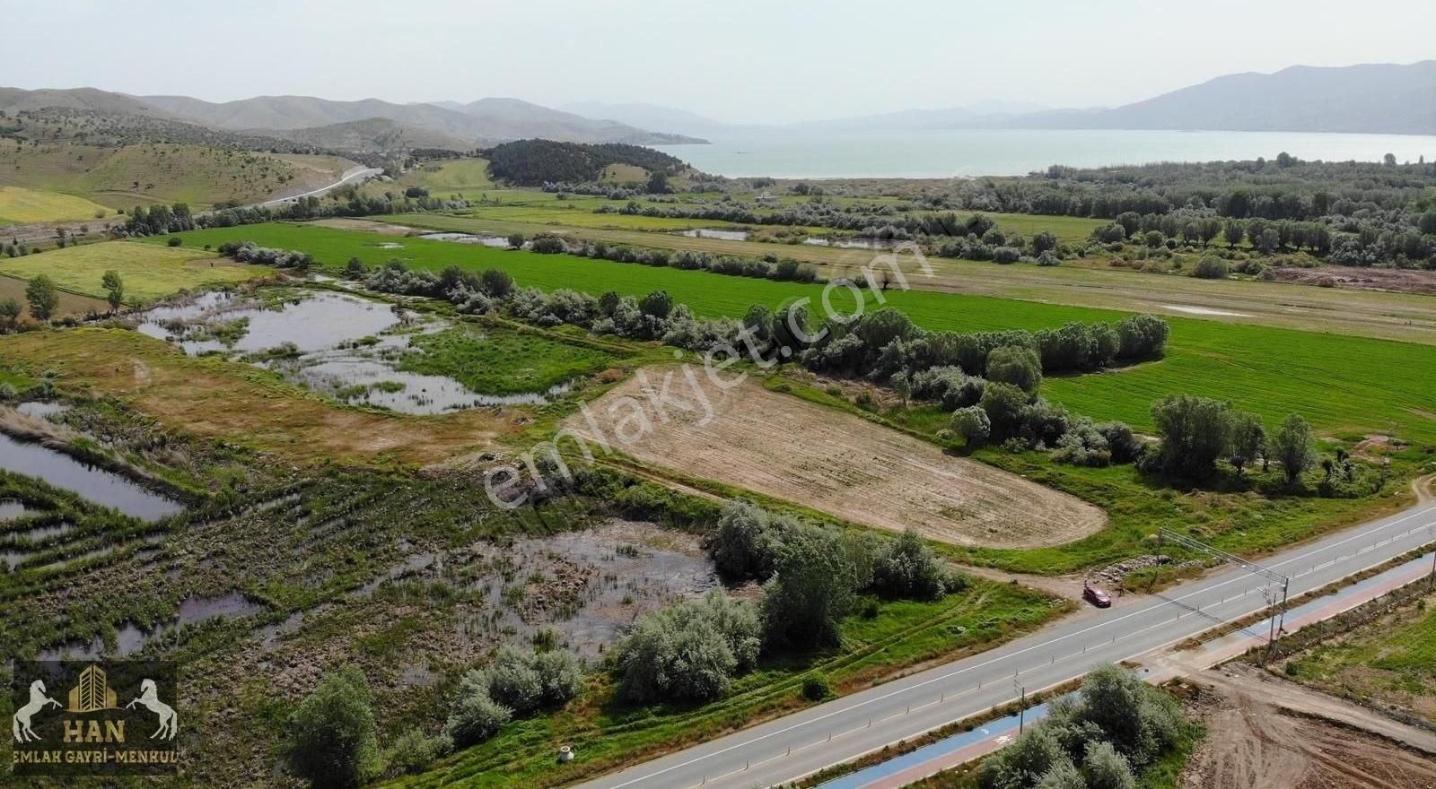 Sivrice Sanayi Satılık Tarla HAN EMLAKTAN HAZAR GÖLÜNDE KAÇIRILMAYACAK FIRSAT ARAZİ