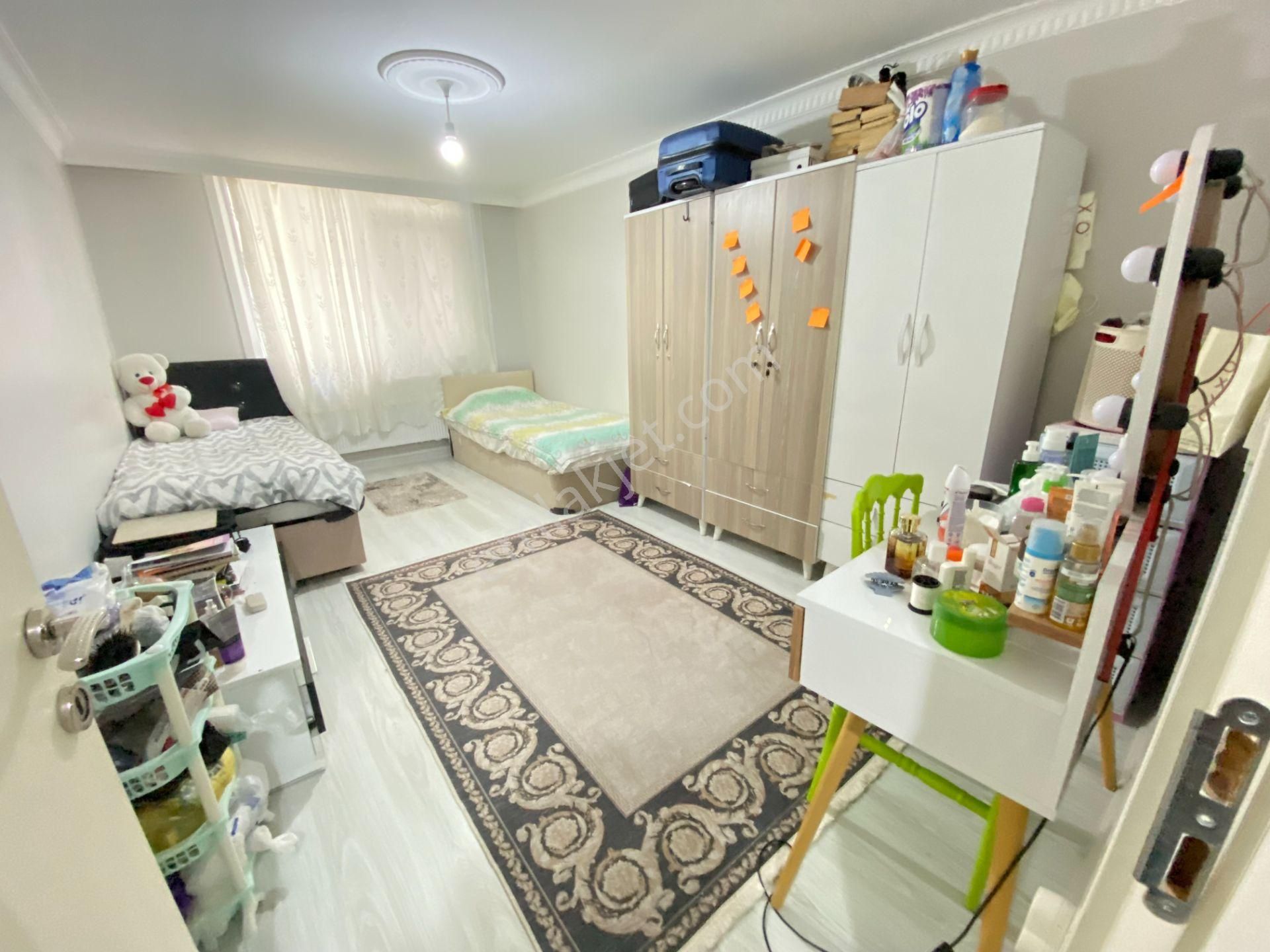 Avcılarda Metrobüse 1dk Fatura Aidat Dahil Eşyalı Apart Odalar - Görsel 2