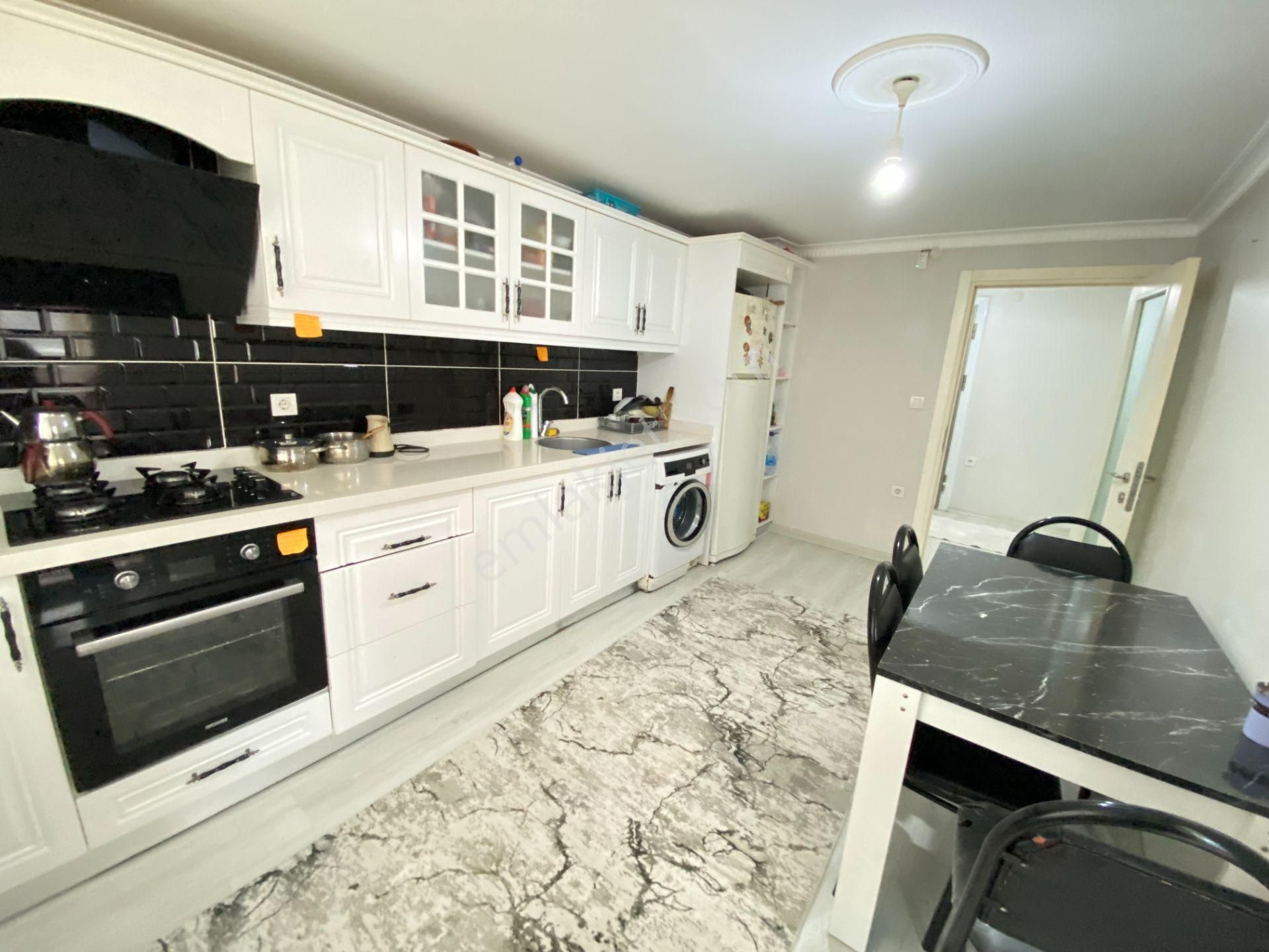 Avcılarda Metrobüse 1dk Fatura Aidat Dahil Eşyalı Apart Odalar - Görsel 15