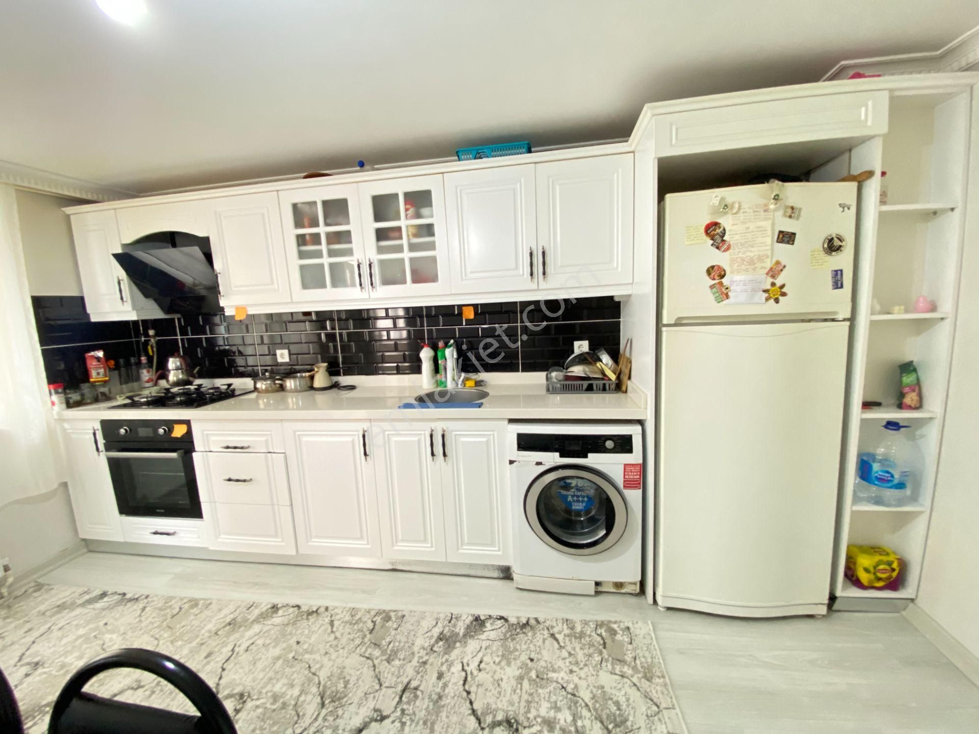 Avcılarda Metrobüse 1dk Fatura Aidat Dahil Eşyalı Apart Odalar - Görsel 14