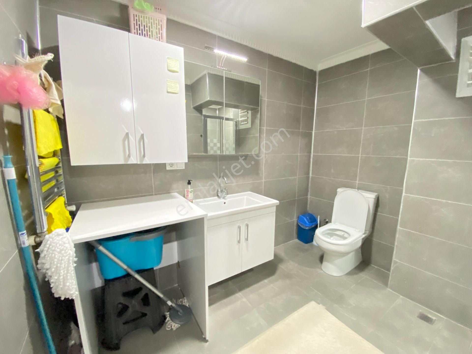 Avcılarda Metrobüse 1dk Fatura Aidat Dahil Eşyalı Apart Odalar - Görsel 32