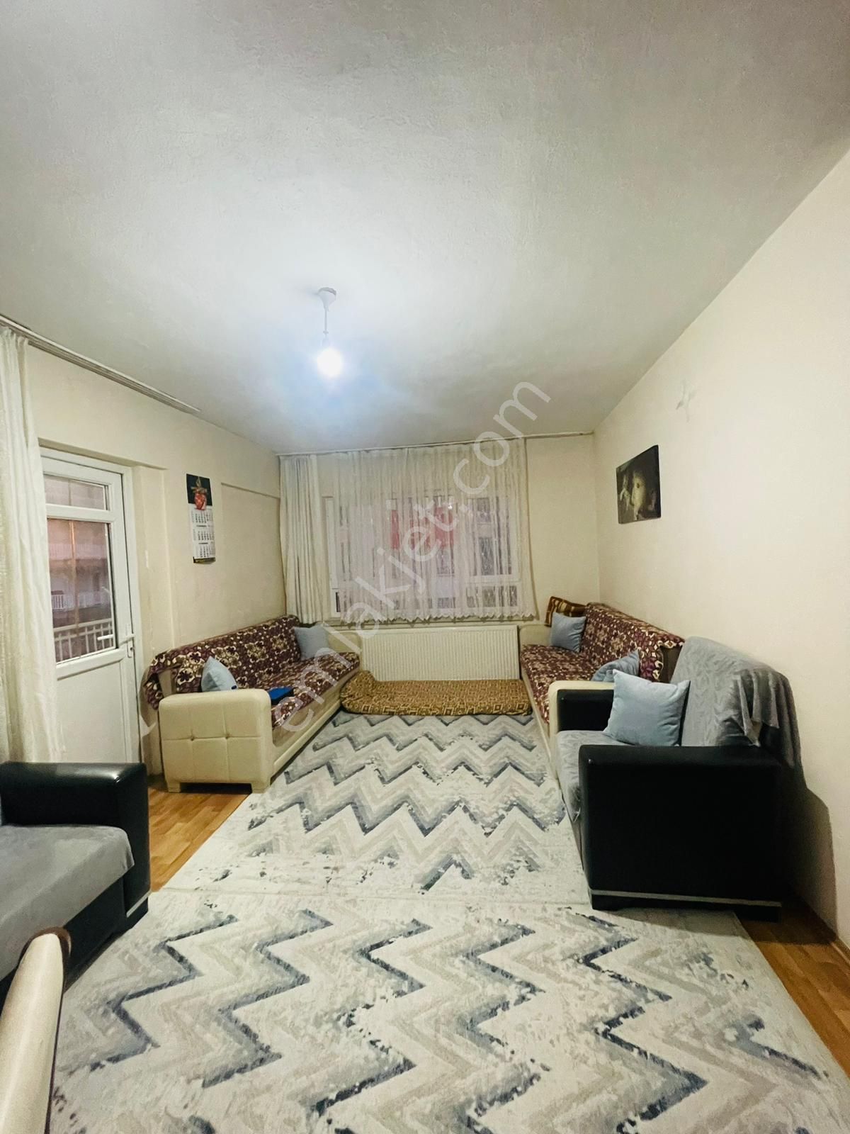 Keçiören Köşk Satılık Daire  KÖŞK MAHALLESİNDE 2+1 ARA KAT ACİL SATLIK DAİRE