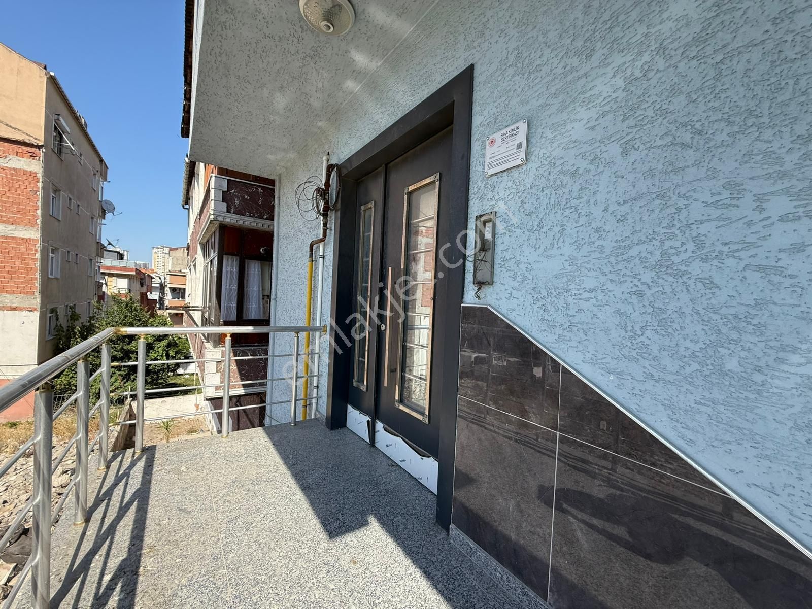 İstanbul Housedan Güngören'de Komple Satılık Ticari İmarlı Bina - Görsel 5