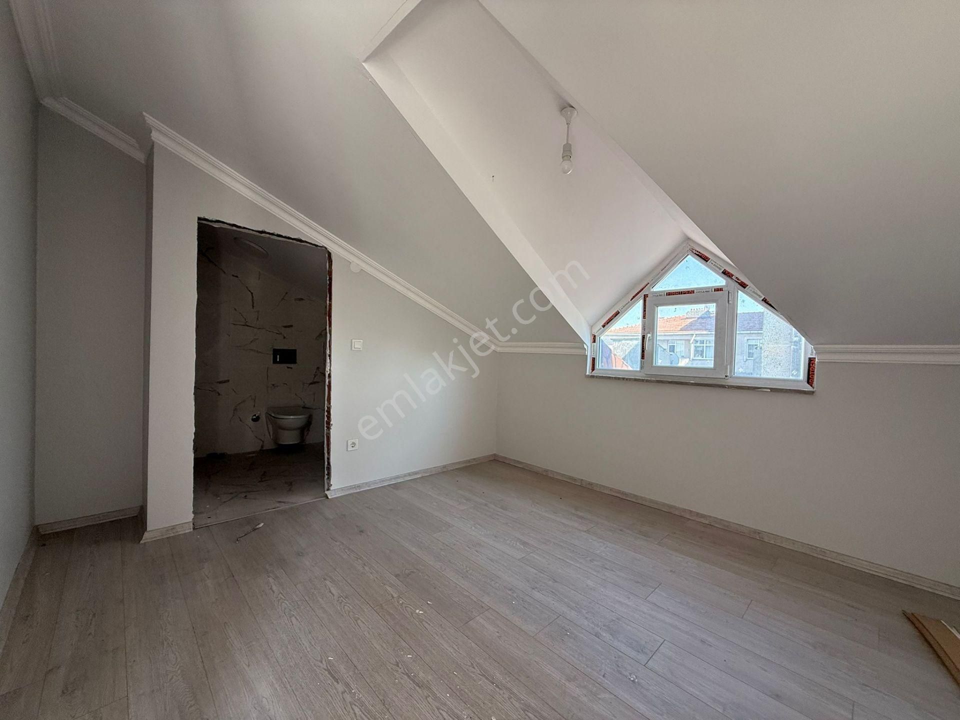 İstanbul Housedan Güngören'de Komple Satılık Ticari İmarlı Bina - Görsel 30