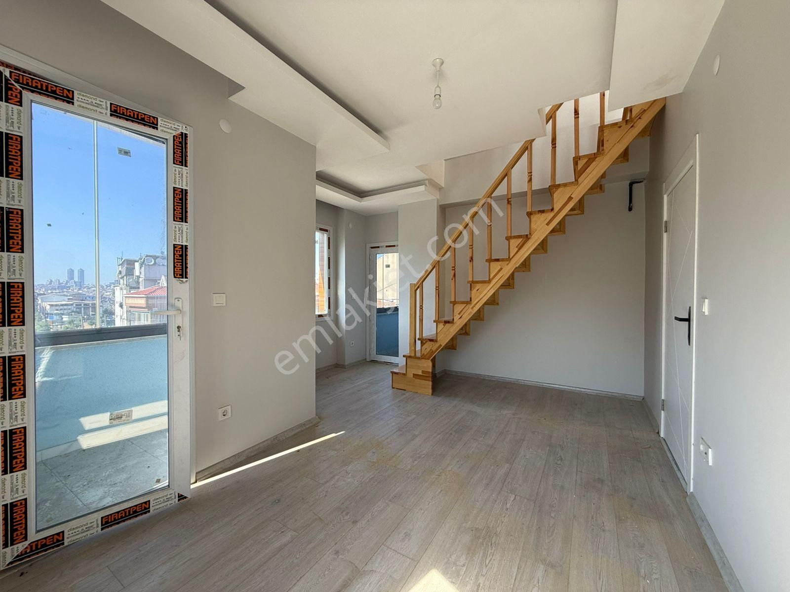 İstanbul Housedan Güngören'de Komple Satılık Ticari İmarlı Bina - Görsel 25