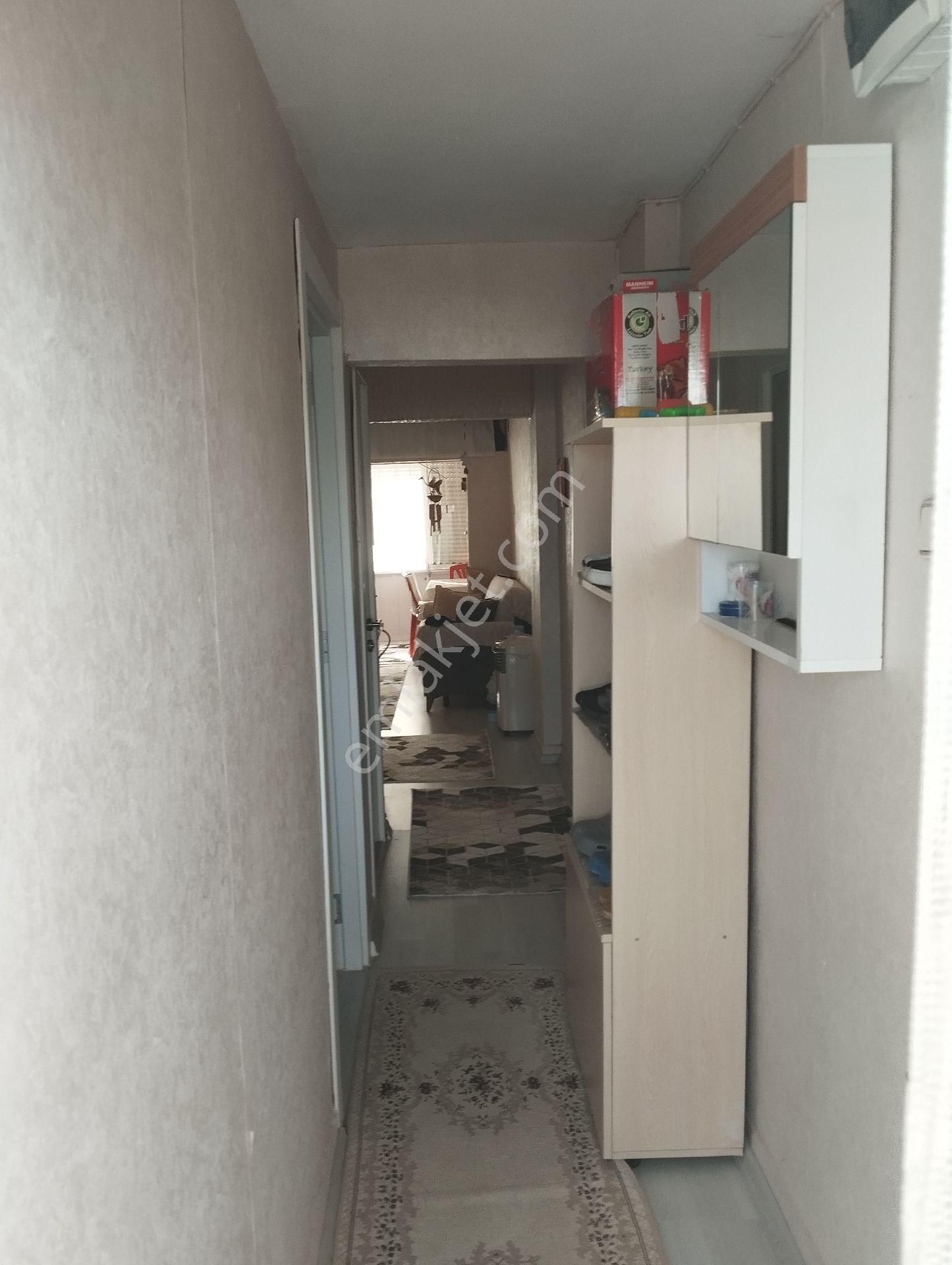 Büyükçekmece Kumburgaz Satılık Daire 1+1 denize sıfır eşyalı sahibinden satılım