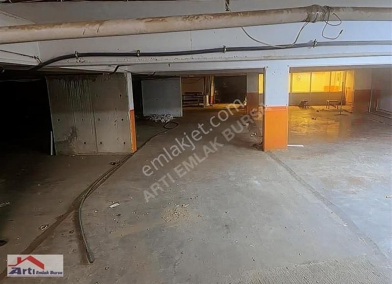 Nilüfer Altınşehir Kiralık Depo Artı'dan Altınşehir'de 650m² Kullanım Alanlı Depo