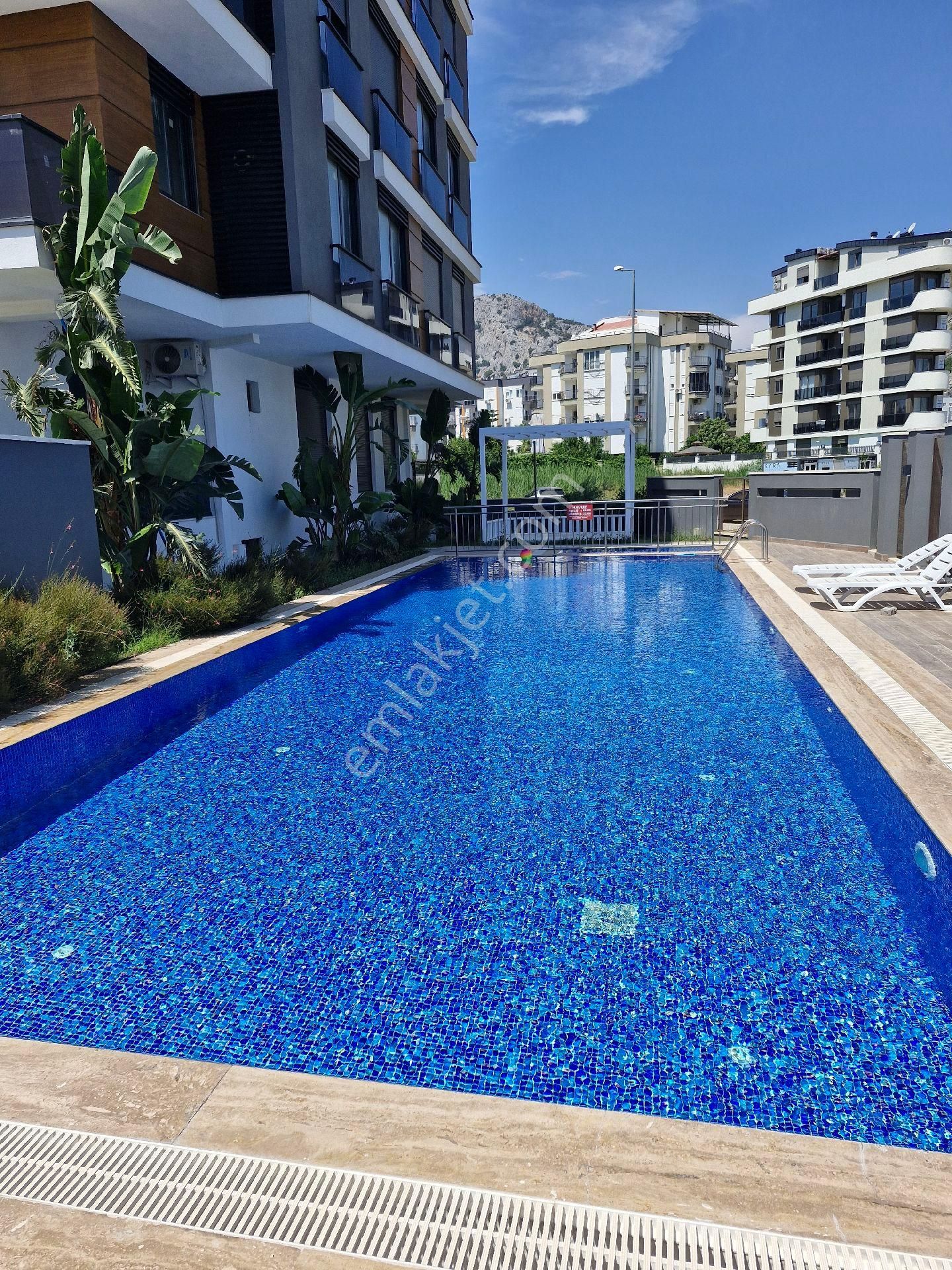 Konyaaltı Hurma Satılık Daire Hurma lüks Residence 2+1 +pool +parking