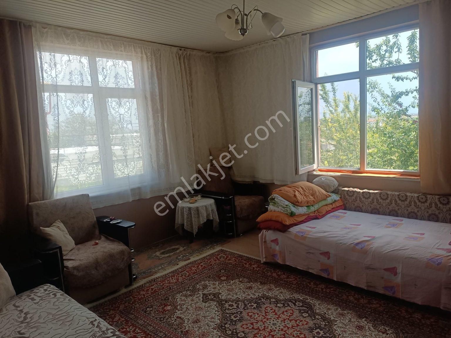 Çavdar Emlaktan Satılık Bahçeli Köy Evi - Görsel 11