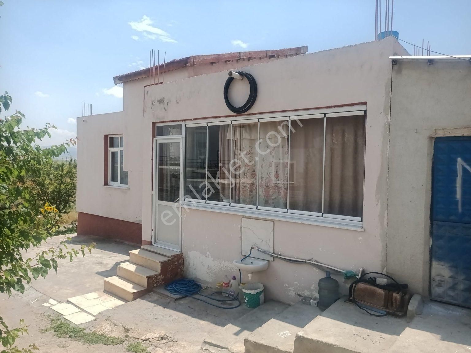 Çavdar Emlaktan Satılık Bahçeli Köy Evi - Görsel 8