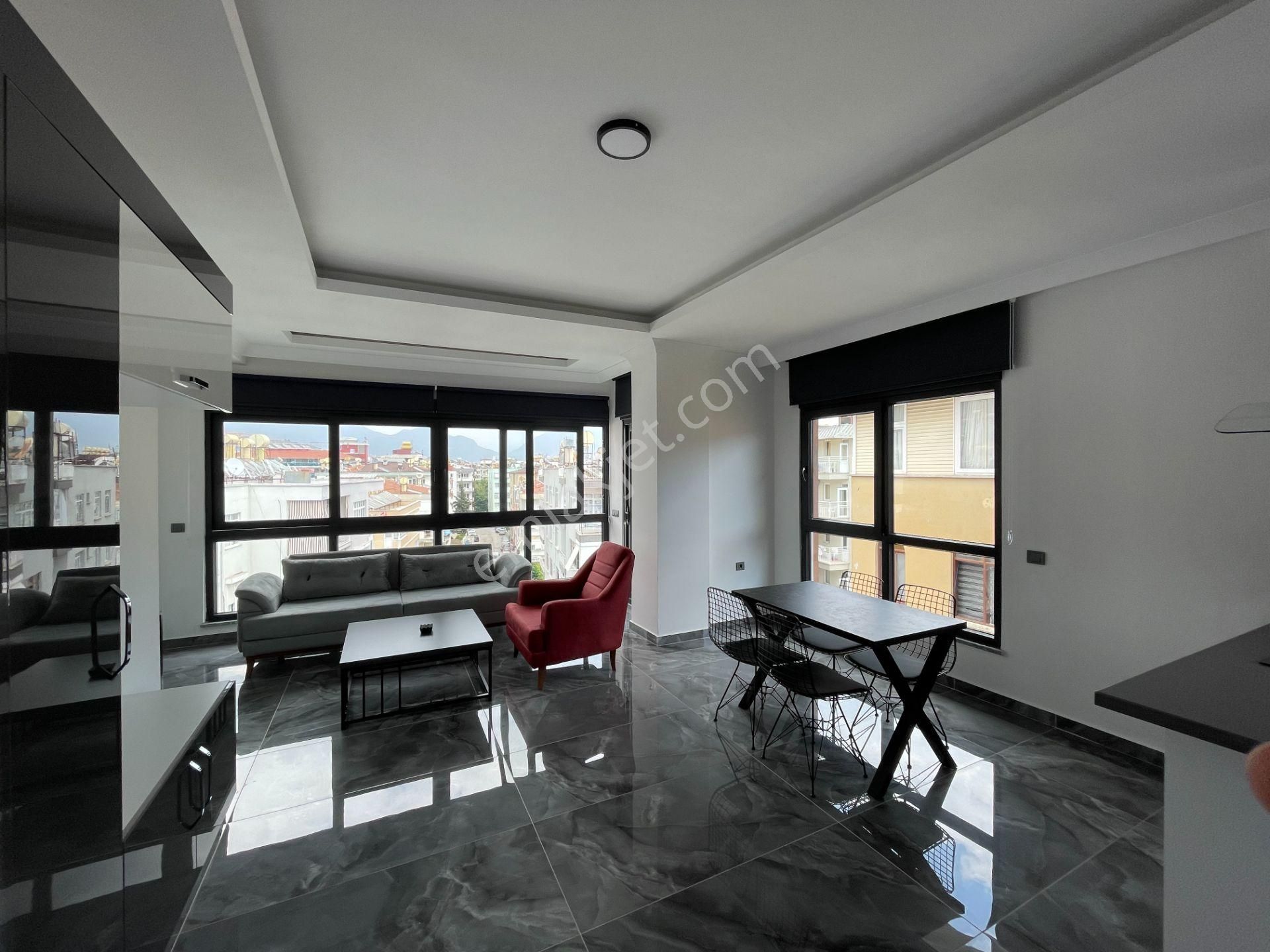 Alanya Çarşısında 2+1 Dubleks Kiralık Lüks Daire - Görsel 4