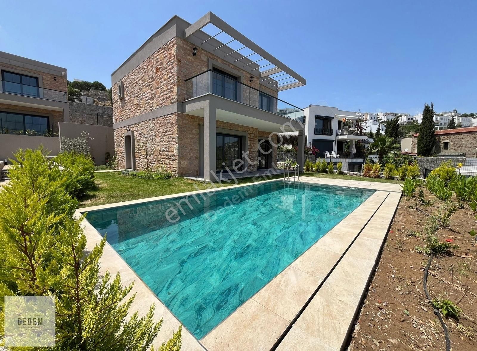 Bodrum Küçükbük Satılık Villa Küçükbük Koyunda Yeni Yapı 4+1 Müstakil Havuzlu Manzaralı Villa