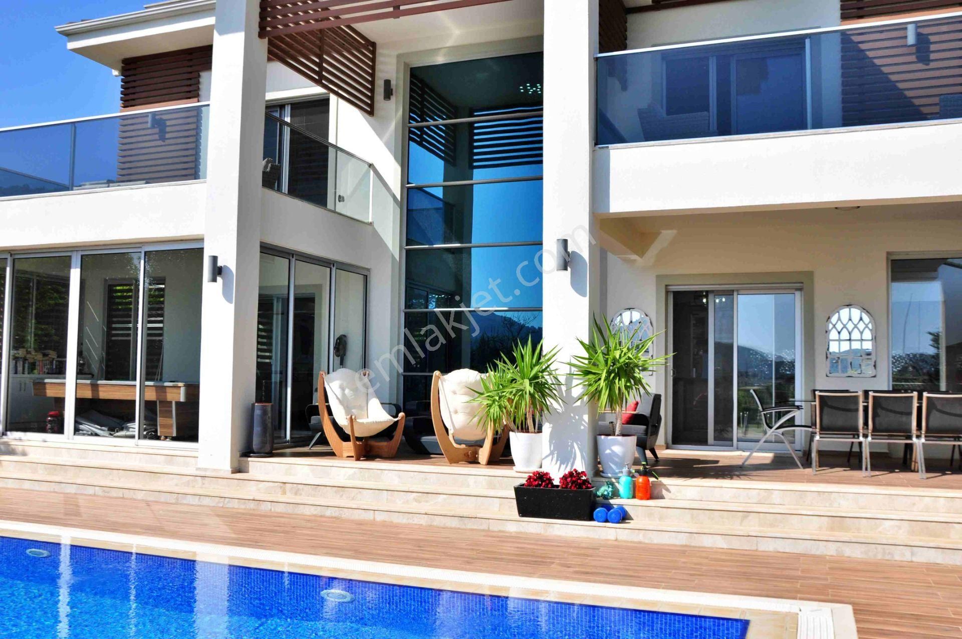 Ölüdeniz'de 780 M2 Arsa Paylı 4 Yatak Odalı Akıllı Villa - Görsel 33