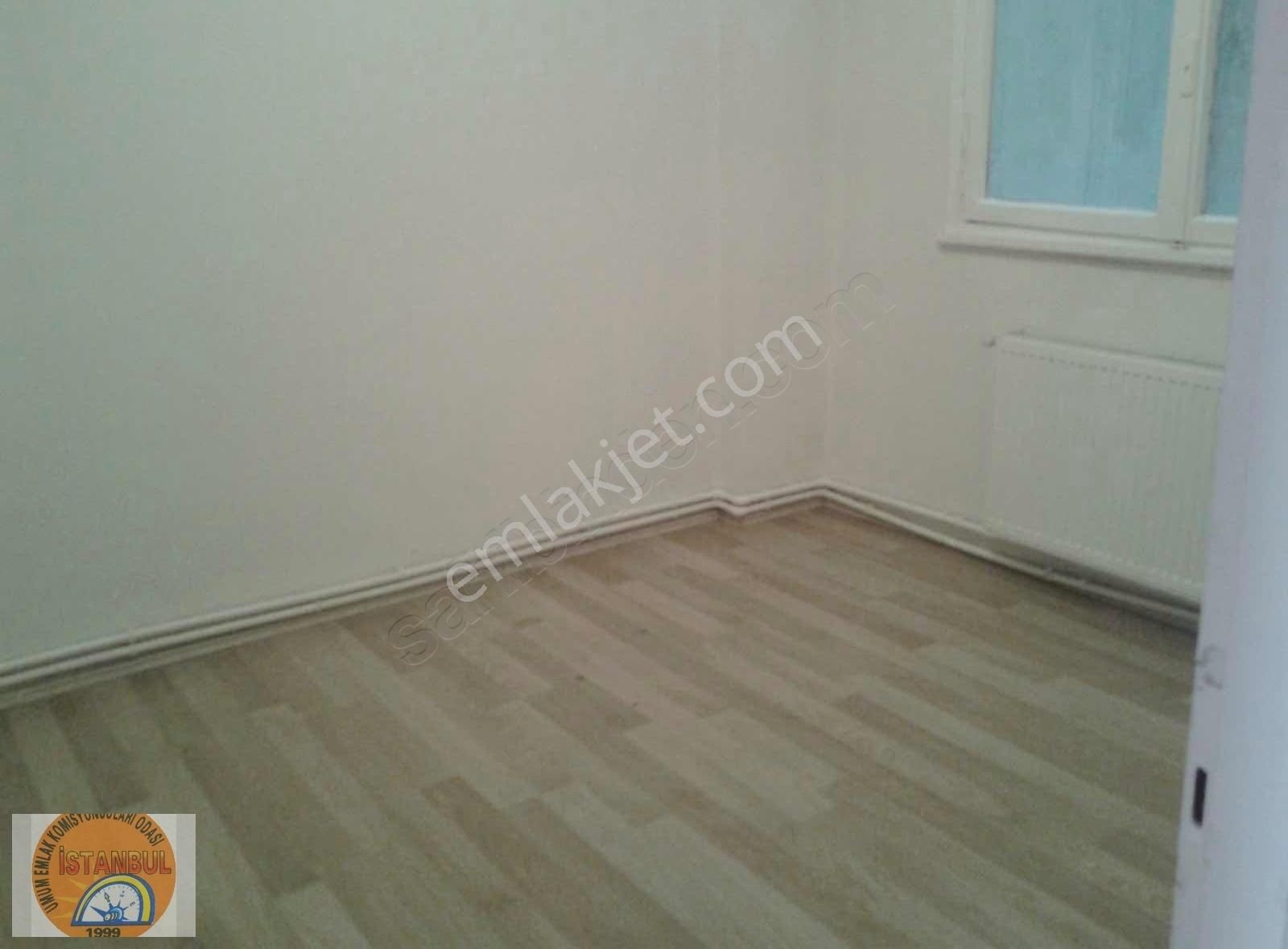 Bakırköy Zeytinlik Satılık Daire BAKIRKÖY MERKEZDE ARA KAT ASANSÖRLÜ SATILIK 1+1 DAİRE