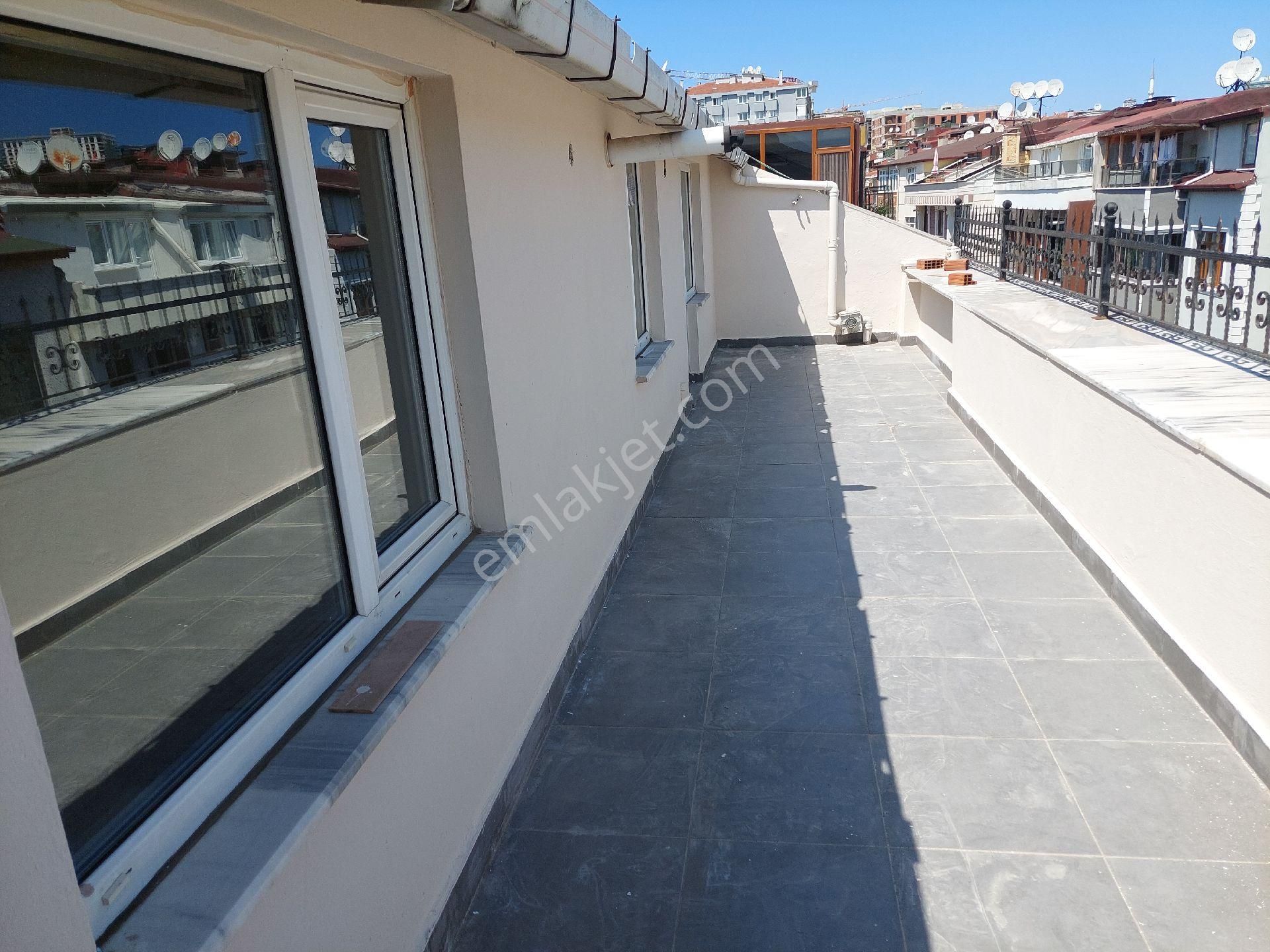 Üsküdar Cumhuriyet Kiralık Daire SAHİBİNDEN 2+1 GENİŞ, FERAH KİRALİ DAİRE