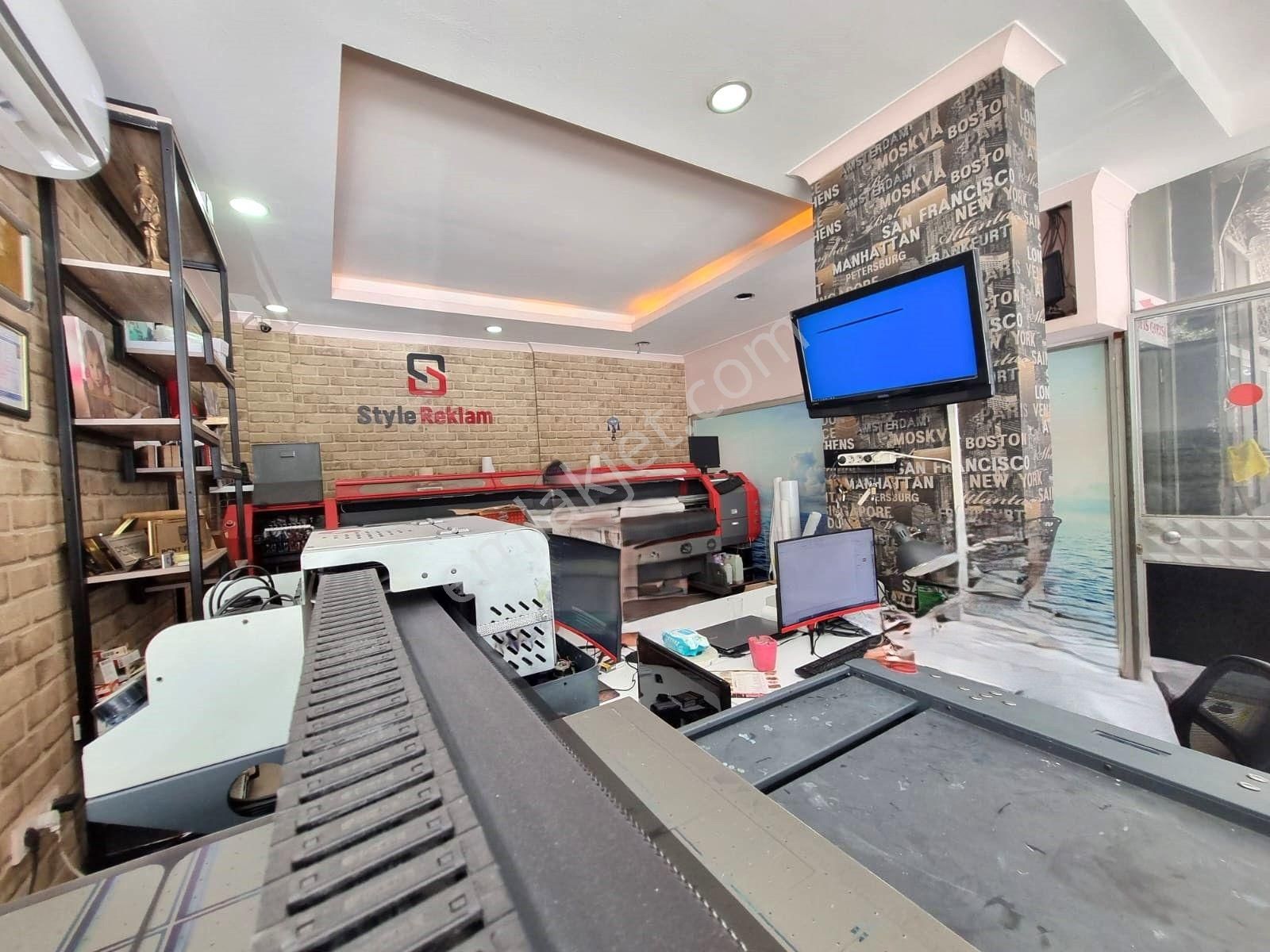 Alanya Merkezde Devren Kiralık Tabela Ve Reklam Dükkanı - Görsel 12