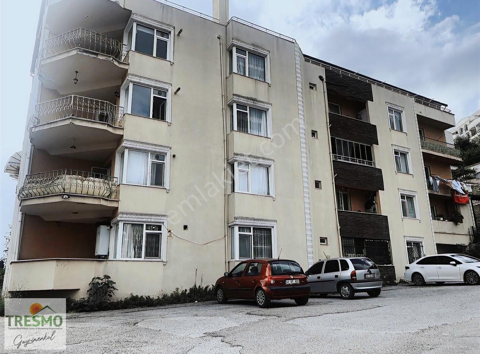 İzmit Serdar Satılık Daire İZMİT SERDAR MAHALLESİ 3+1 SATILIK DAİRE