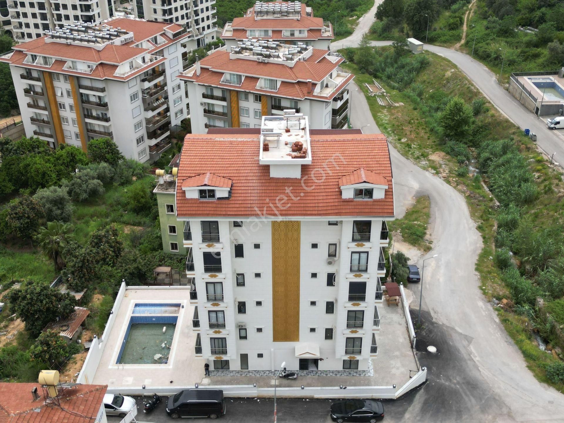 Alanya Oba Satılık Daire Alanya Oba Mahallesinde Site İçi Satılık 2+1 Daire