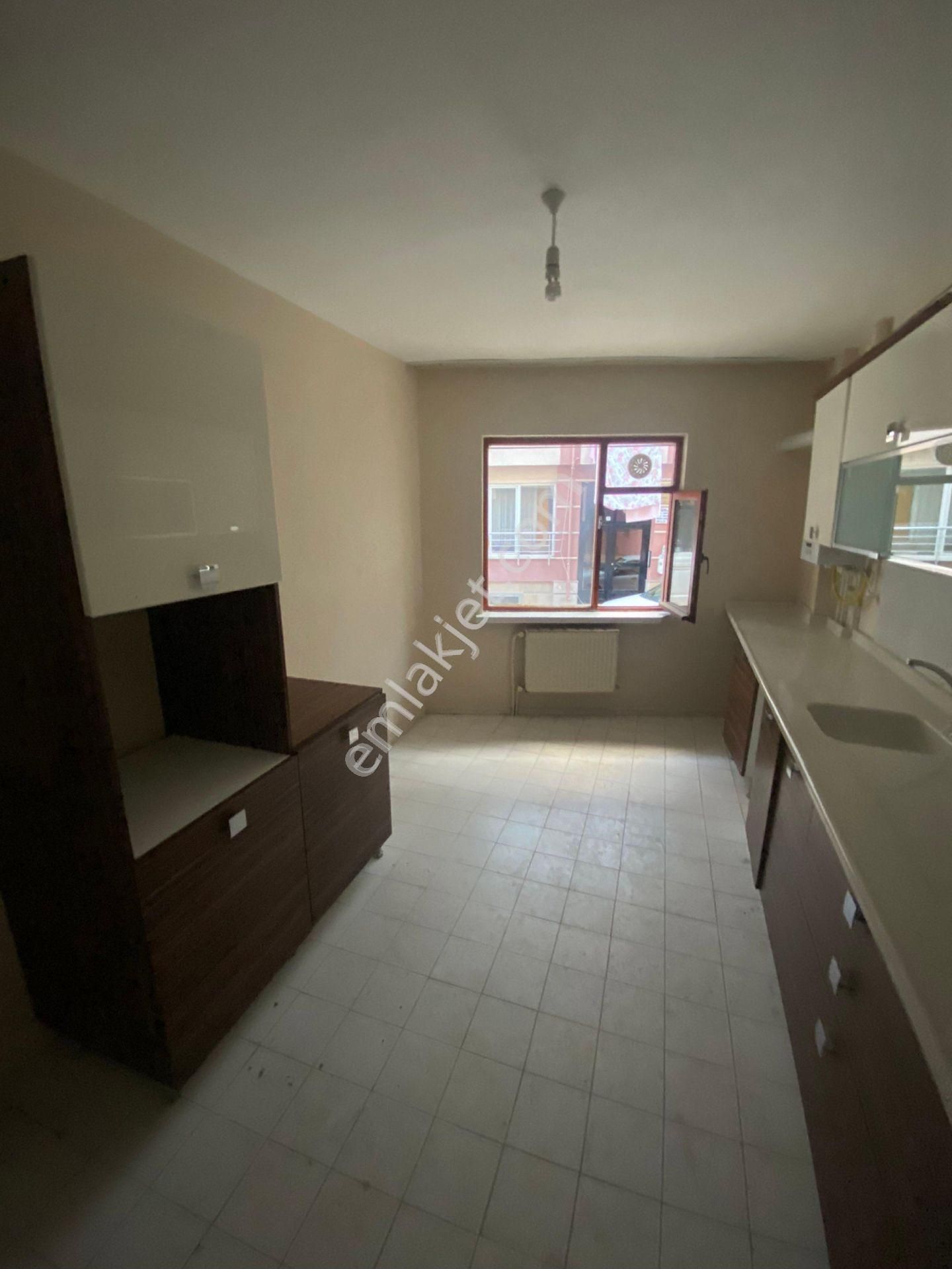 Odunpazarı Kırmızıtoprak Satılık Daire  M-83 KIRMIZI TOPRAK MAHALLESİ BAKIMLI 3+1 SATILIK DAİRE