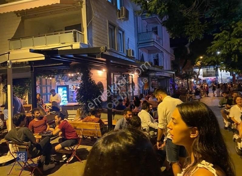 Adalar Kınalıada Devren Kafe & Bar Kınalı Ada Harika Lokasyonda Devren Satılık Cafe&Restoran