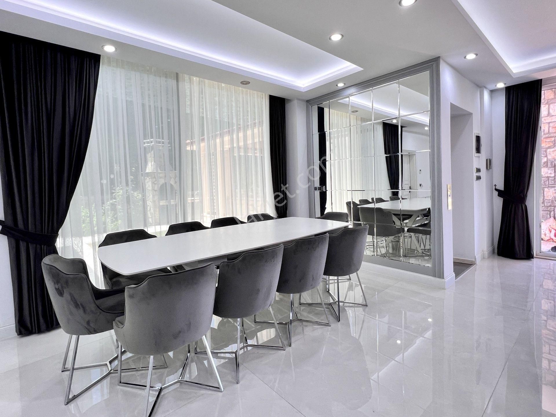 Ovacık'ta 1100 M² Arsa Payı Olan 8 Yatak Odalı Ultra Lüks Villa - Görsel 28