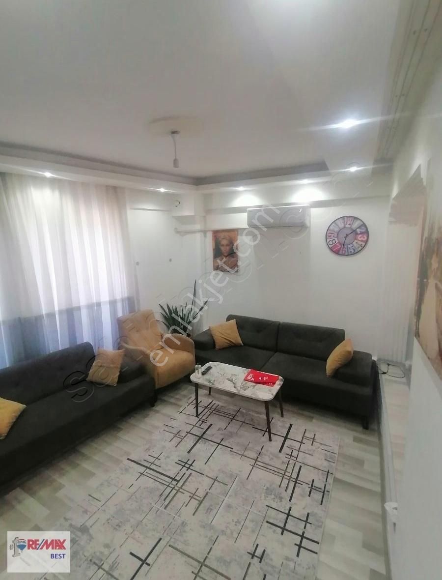 Bayraklı Çiçek Satılık Daire REMAX BEST'ten Bayraklı'da Sahile ve İzbana Yakın Satılık Daire