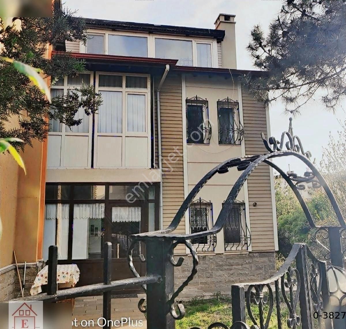 Çankaya Prof. Dr. Ahmet Taner Kışlalı Satılık Villa Çayyolu Başkent Güvengir de Satılık Blok Köşesi Villa, Bakımlı
