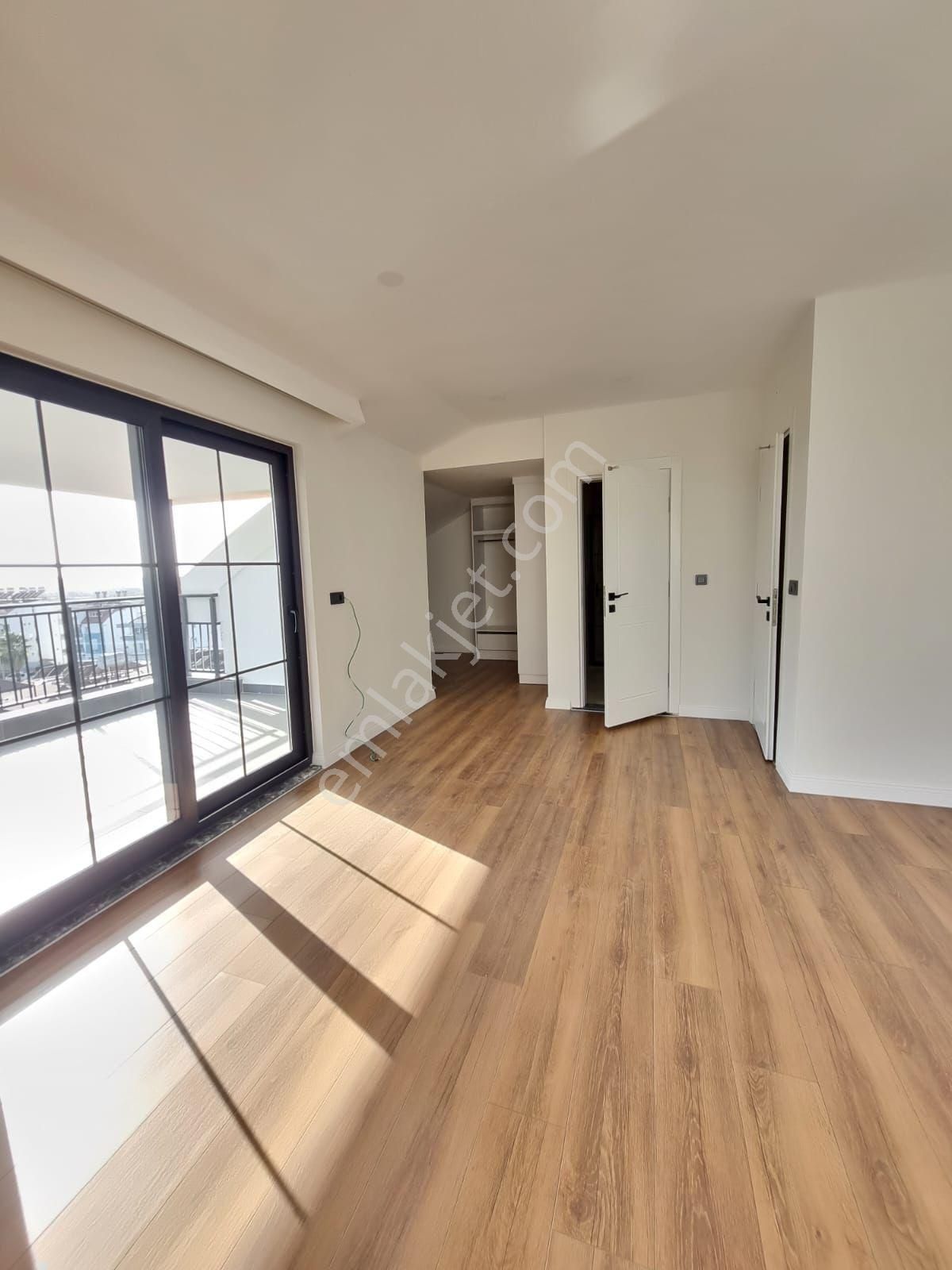 Ilıca Mahallesi'nde Harika Bir Fırsat Sizi Bekliyor! Bu Geniş Ve Konforlu Dubleks - Görsel 27