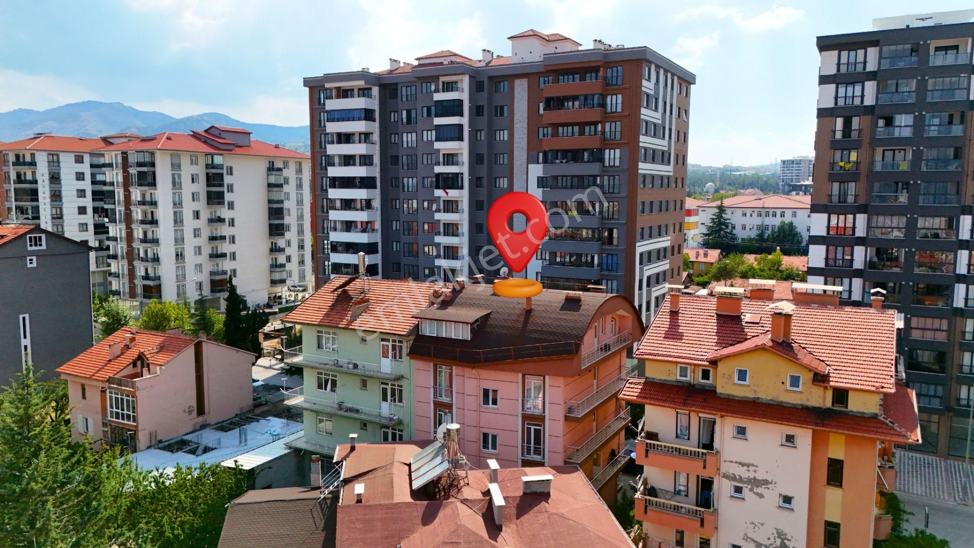 Isparta Merkez Bağlar Kiralık Daire ALPEREN GAYRİMENKUL'DEN MEYDAN AVM VE YENİ ISUBÜ KAMPÜS YAKINI KİRALIK 2+1 EŞYALI APART