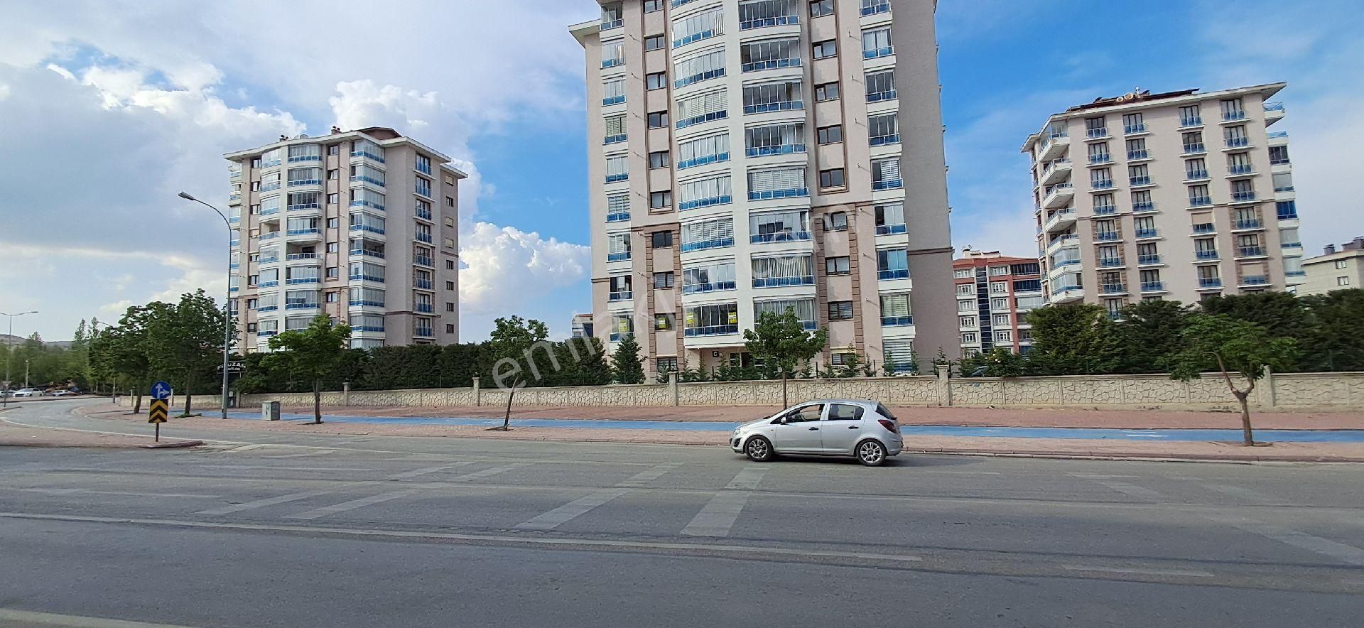 Selçuklu Hocacihan Satılık Daire  Beyşehir Yolu Firuzan Sitelerinde 4+1 Arakat Satılık Daire