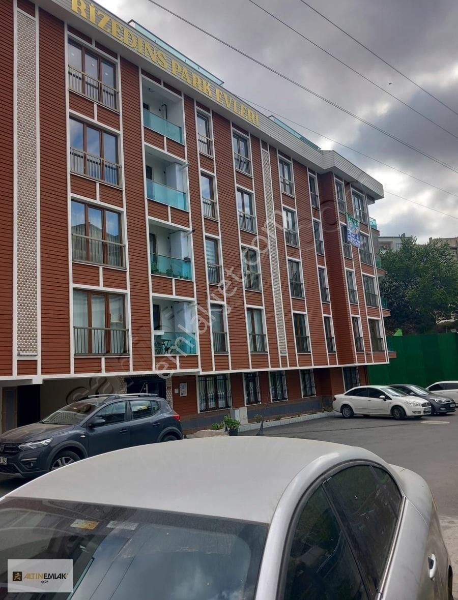 Eyüpsultan Alibeyköy Satılık Daire ALİBEYKÖY MAH.ASANSÖRLÜ2.KAT.4+1.140 M2 SIFIR SATILIK ARKADUBLEX