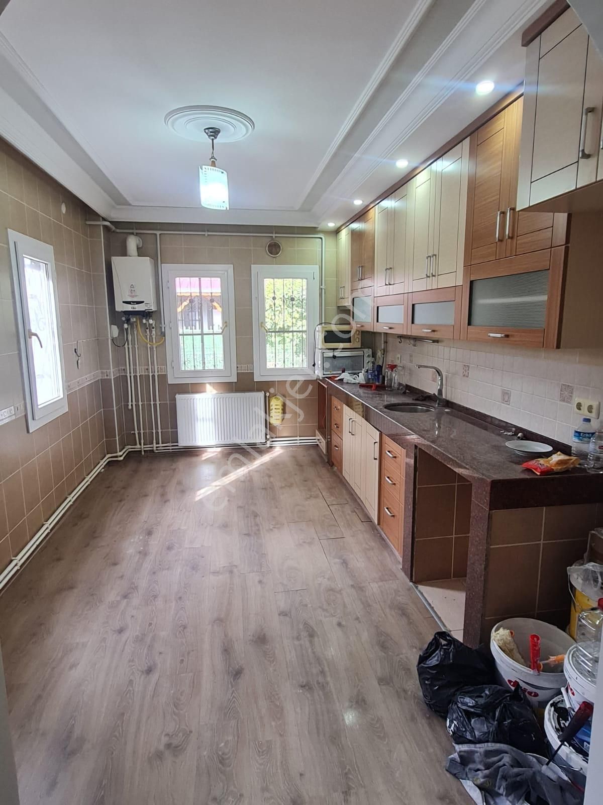 Seyhan Bahçeşehir Satılık Villa BAHÇEŞEHİR'DE 4+1 TERASLI/OTOPARKLI SATILIK VİLLA