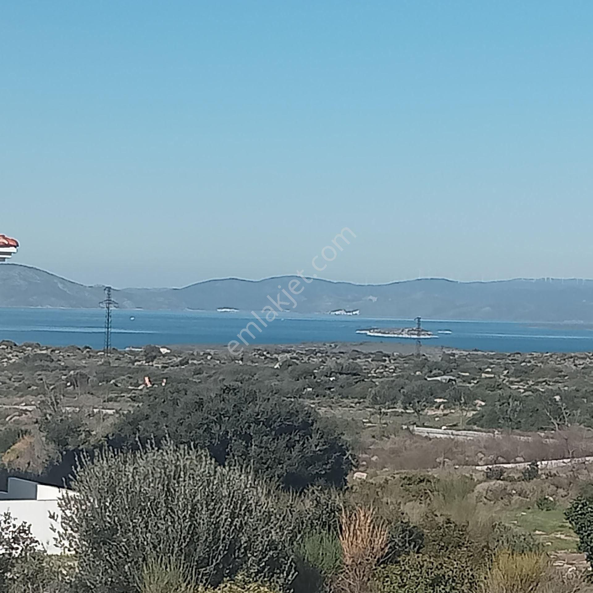 İzmir Çeşme Satılık Ticari İmarlı EMRE SÖNMEZ'DEN GERMİYAN'DA SATILIK ARSA 