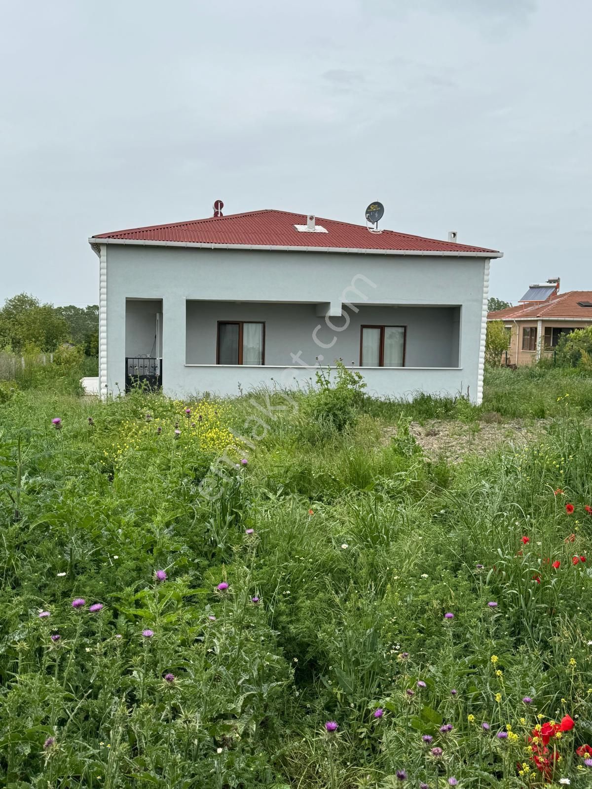 Saray Sinanlı Satılık Müstakil Ev Müstakil Tapulu Ev Ve Dükkan