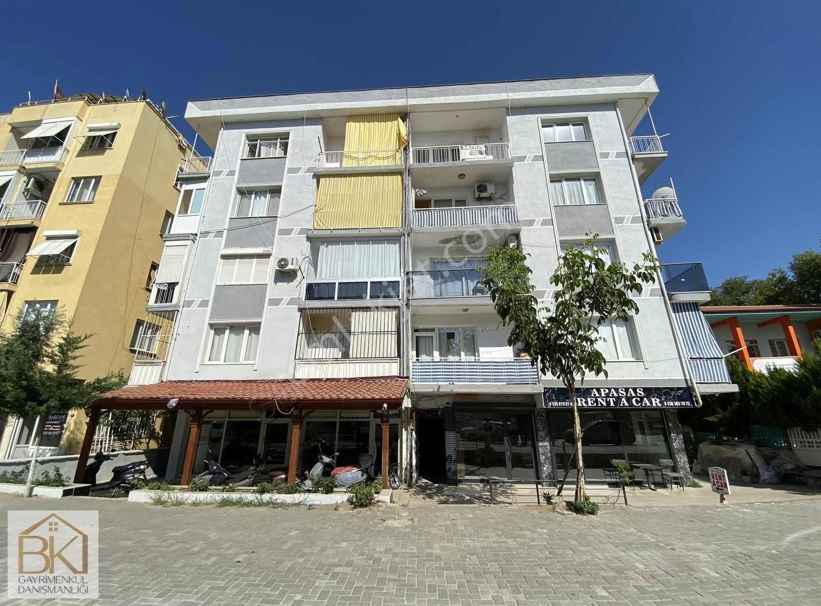 Selçuk Atatürk Satılık Daire İZMİR-AYDIN CADDESİ ÜZERİNDE SATILIK 2+1 GENİŞ DAİRE