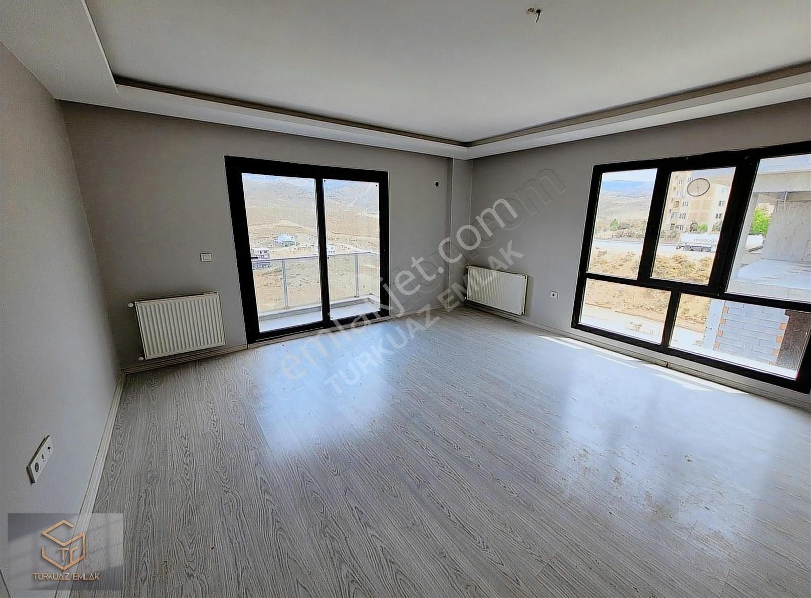 Menemen Gazi Satılık Daire KOYUNDERE DE HAVUZLU GÜVENLİKLİ SİTE İÇİ 90 m² 2+1 DAİRE