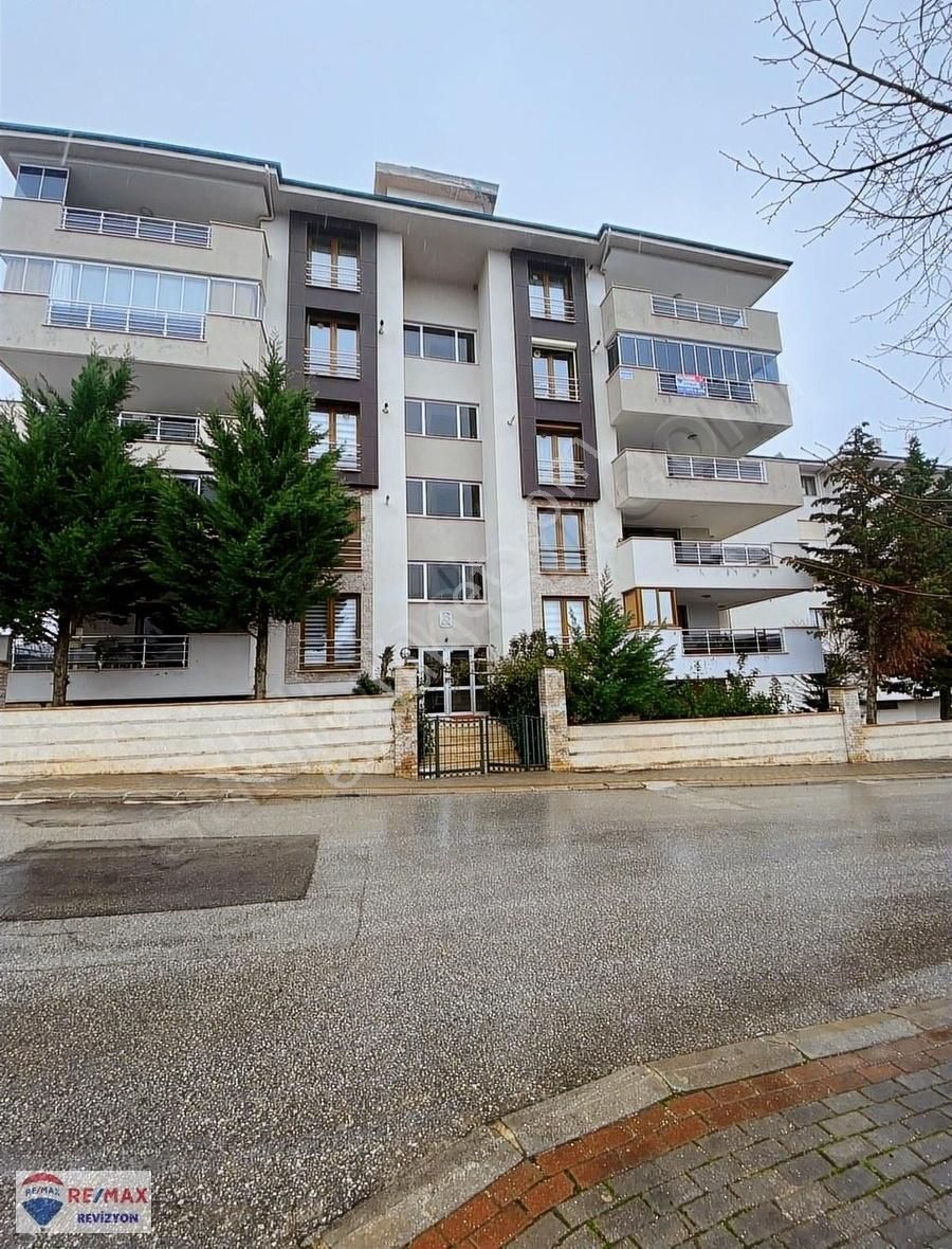 Merkezefendi 1200 Evler Satılık Daire 1200EVLERDE ÖNÜ KAPANMAYACAK 4+1 220m2 ARAKAT SİTE İÇİ DAİRE