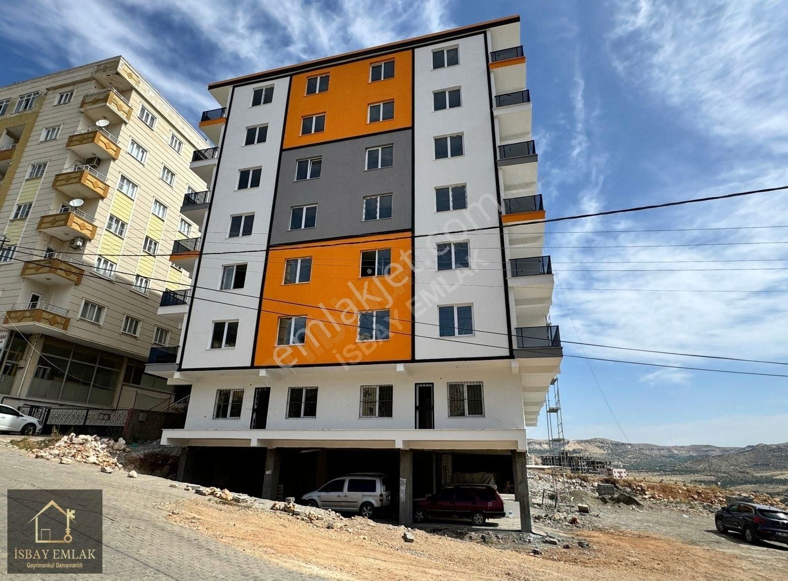 Artuklu 13 Mart Satılık Daire MERKEZİ KONUMDA SATILIK 2+1 LÜKS DAİRE İSBAY EMLAK'TA