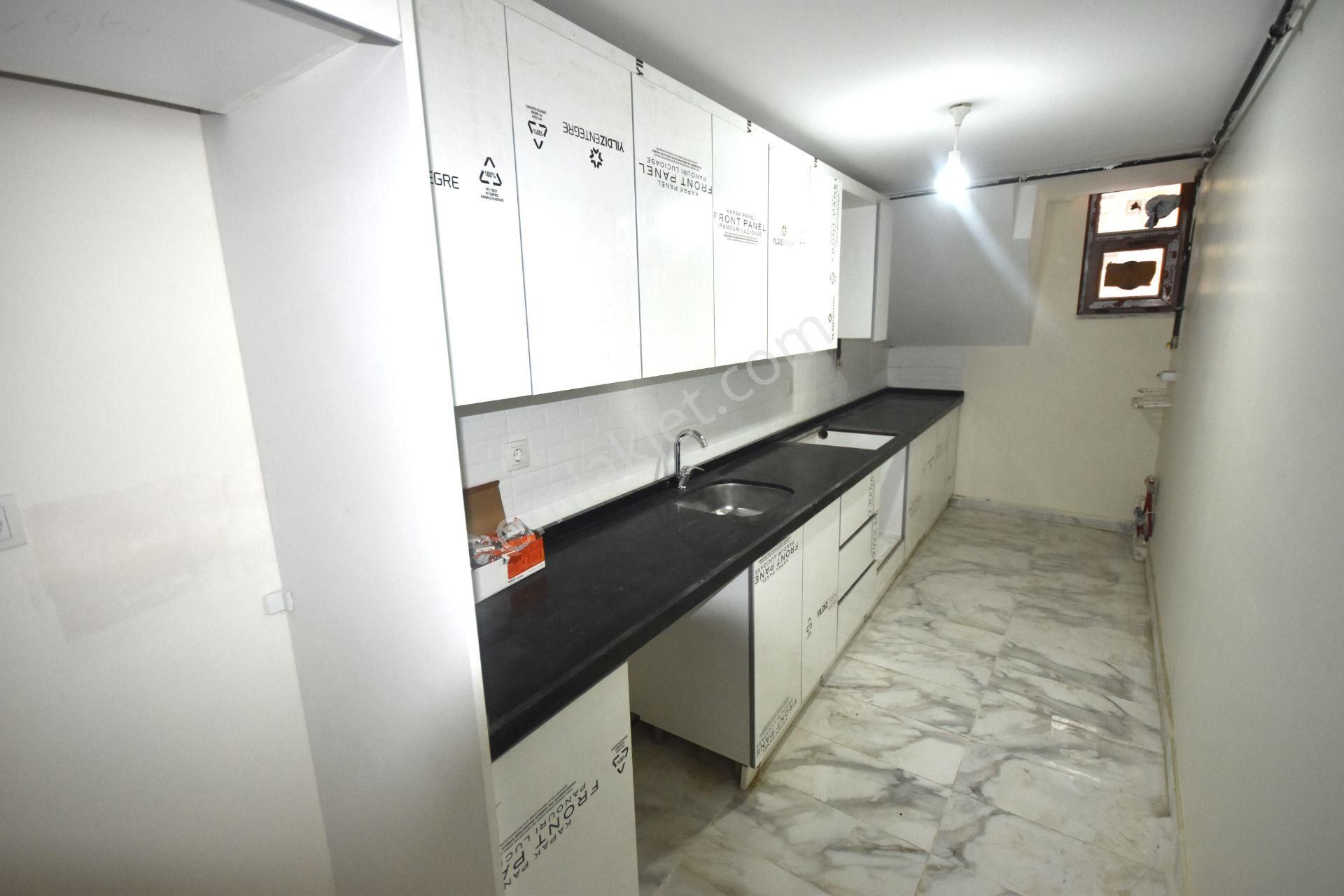 Cennet Mh Yerden Isıtmalı Kapalı Otoparklı 2+1 85m2 Baçekatı - Görsel 7