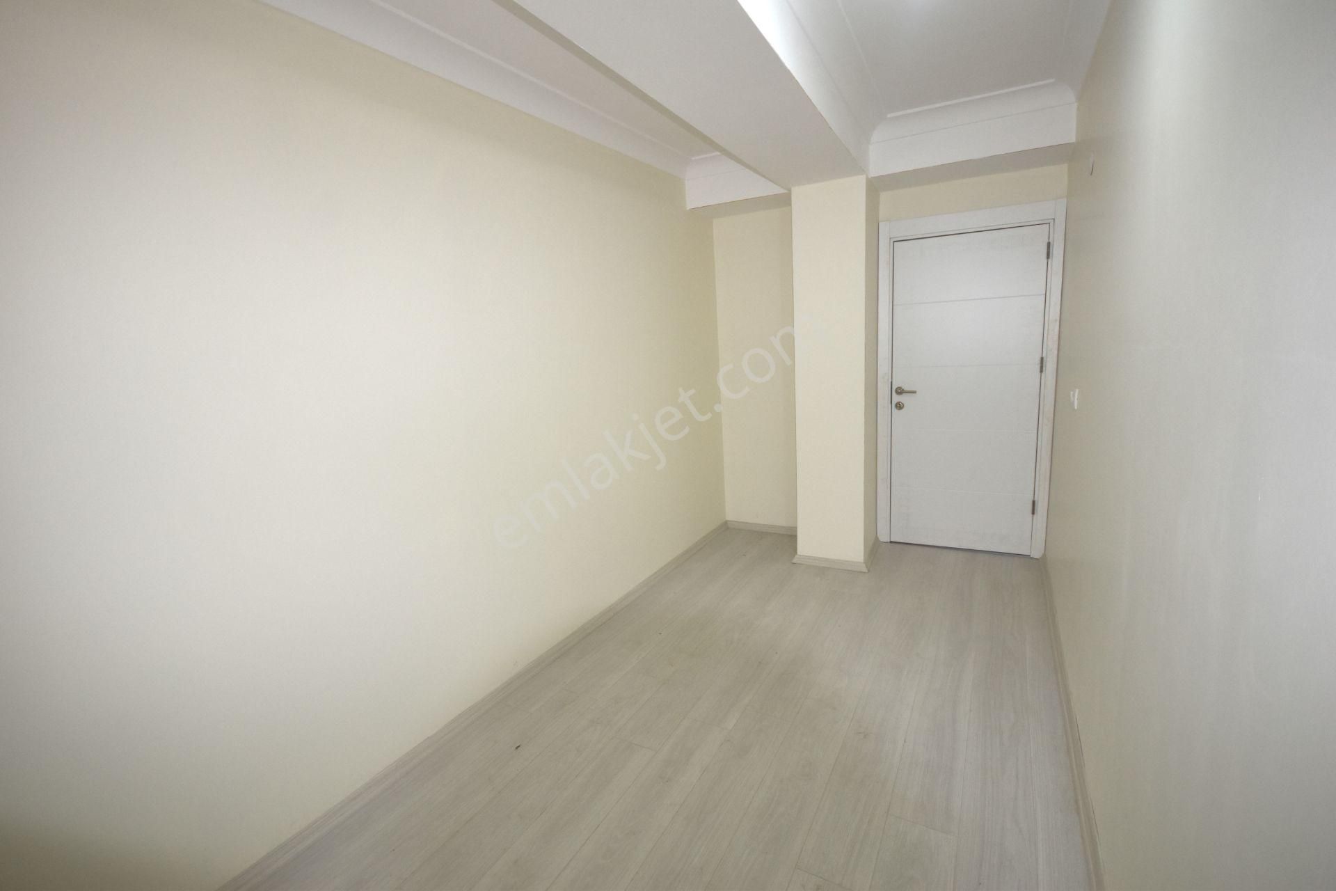 Cennet Mh Yerden Isıtmalı Kapalı Otoparklı 2+1 85m2 Baçekatı - Görsel 17