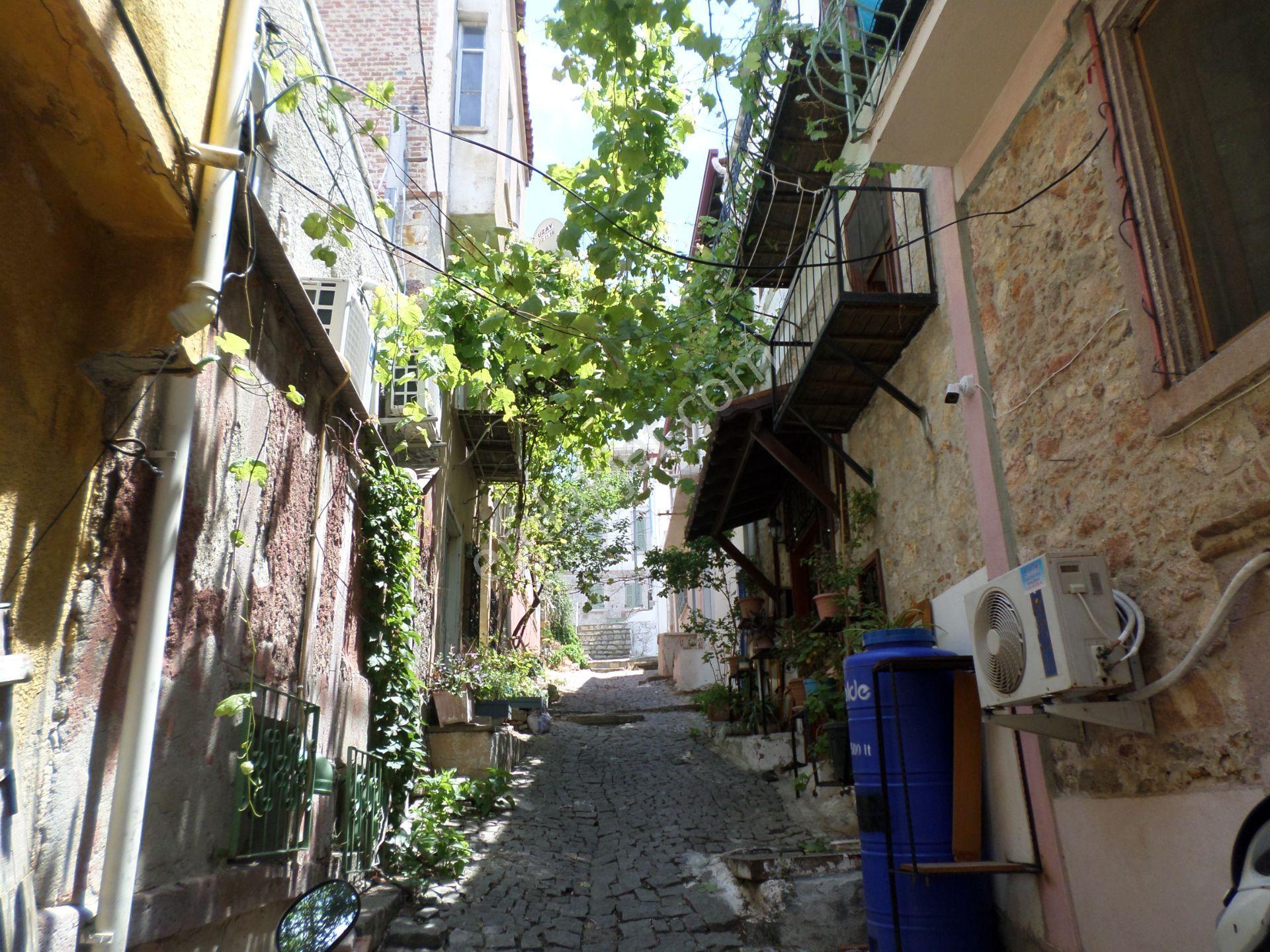 Ayvalık Sakarya Mahalesinde Deniz Manzaralı Satılık Müstakil Ev - Görsel 21