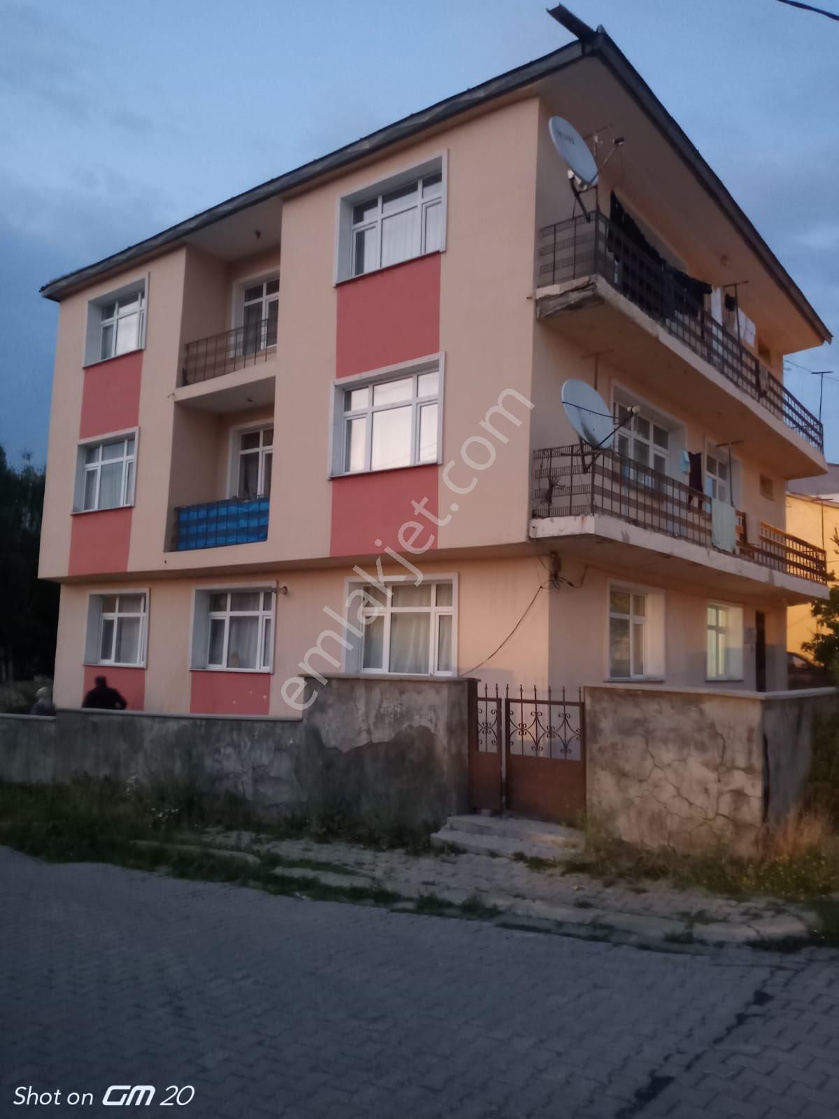 Sarıkamış İnönü Satılık Apartman Dairesi ALTIN EMLAKTAN SATILIK 3 KATLI APARTMAN VE ARSASI SARIKAMIŞ TA