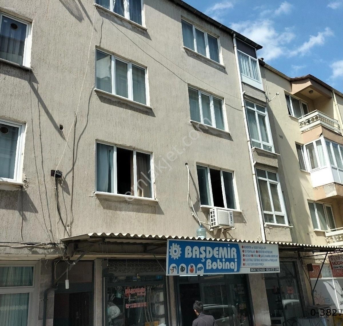 Altıeylül Kasaplar Satılık Daire 2+1 SATILIK BAKIMLI DAİRE